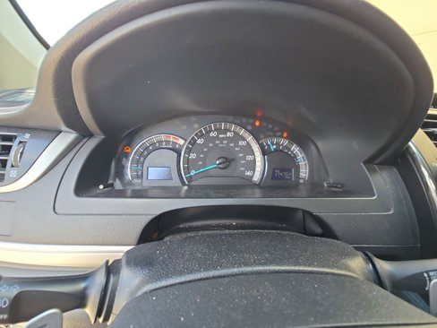 Used 2014 Toyota Camry SE image 16