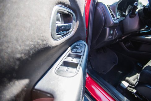 Used 2017 Honda HR-V EX image 7
