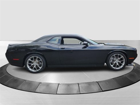 Used 2023 Dodge Challenger GT image 2