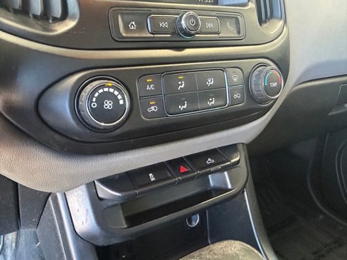 Used 2021 Chevrolet Colorado W/T w/ WT Convenience Package image 34