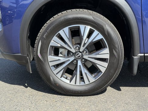 Used 2023 Nissan Rogue SV image 22