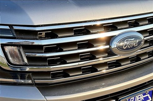 Used 2021 Ford Expedition Max XLT image 31