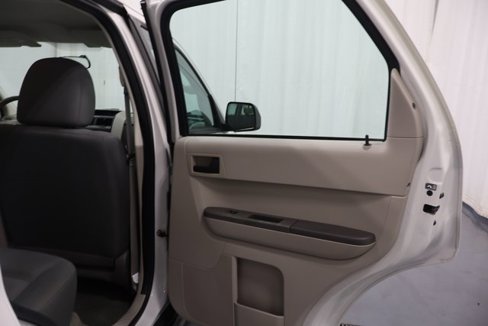 Used 2012 Ford Escape XLS image 15