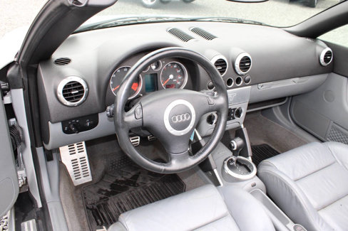 Used 2003 Audi TT 1.8T image 13