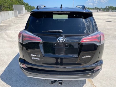 Used 2018 Toyota RAV4 Limited image 6