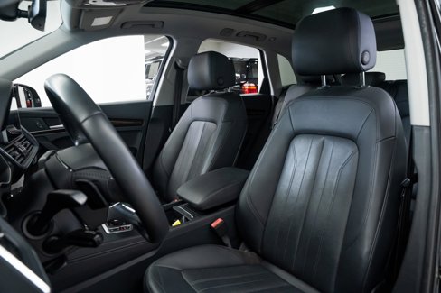 Used 2019 Audi Q5 2.0T Premium Plus w/ Premium Plus Package image 18