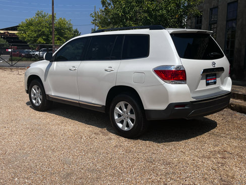 Used 2013 Toyota Highlander FWD image 6