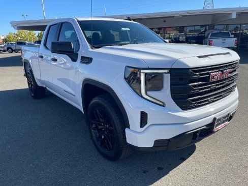New 2026 GMC Sierra 1500 Pro w/ Graphite Edition image 3