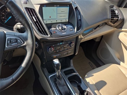 Used 2017 Ford Escape Titanium image 13