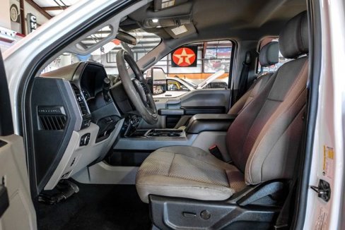 Used 2020 Ford F250 XLT w/ XLT Premium Package image 6