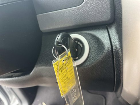 Used 2016 RAM 1500 Classic SLT image 27