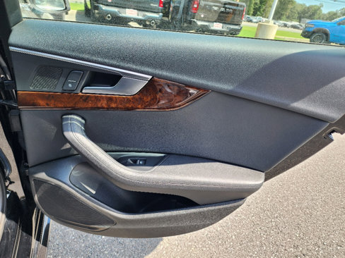 Used 2019 Audi A4 2.0T Premium Plus w/ Premium Plus Package image 31