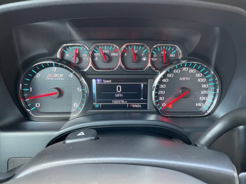 Used 2018 Chevrolet Silverado 1500 LT w/ All Star Edition image 8