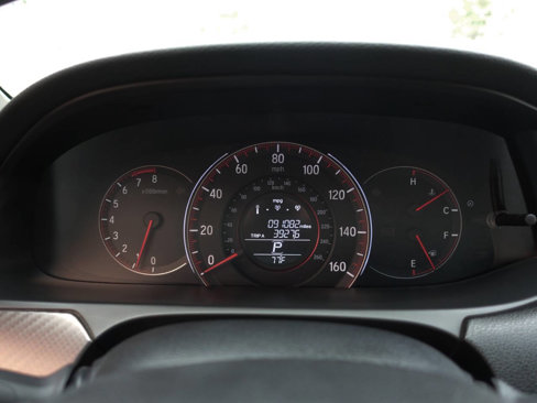 Used 2016 Honda Accord Sport image 39