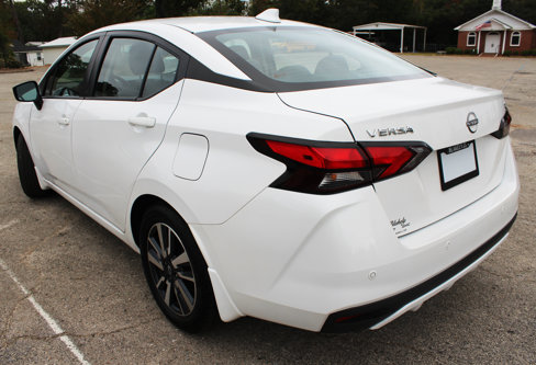 Used 2023 Nissan Versa SV w/ Trunk Package image 15