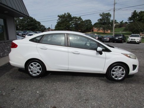 Used 2012 Ford Fiesta S w/ Convenience Pkg image 9