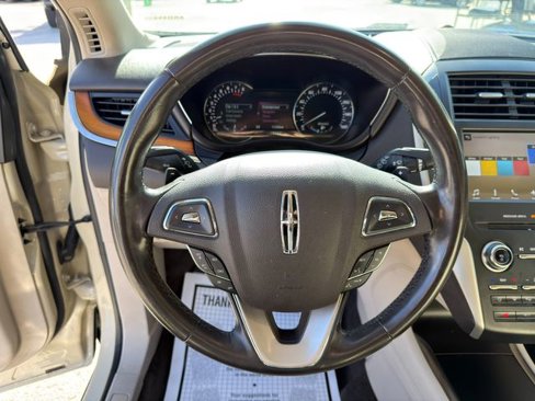 Used 2018 Lincoln MKC Select w/ Select Plus Package image 29