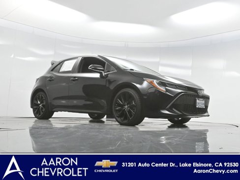 Used 2020 Toyota Corolla SE image 2