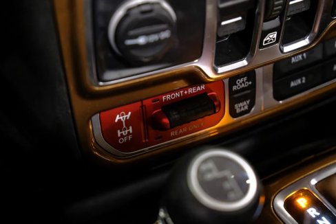 Used 2024 Jeep Wrangler Unlimited Rubicon w/ Technology Group image 66