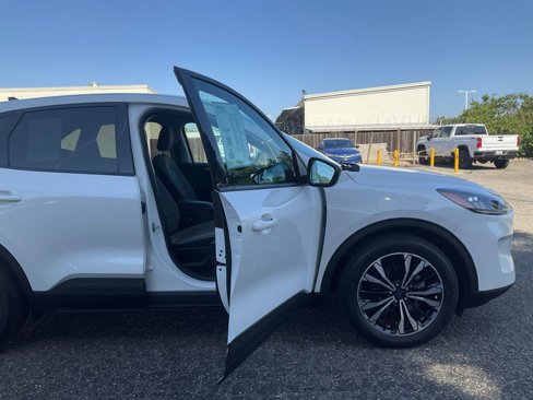 Certified 2022 Ford Escape SE w/ SE Sport Appearance Package image 55