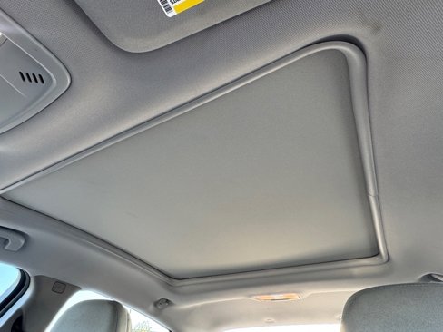 Used 2024 Chevrolet Malibu LT image 27