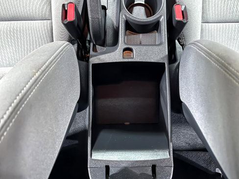 Used 2016 Hyundai Elantra SE image 27