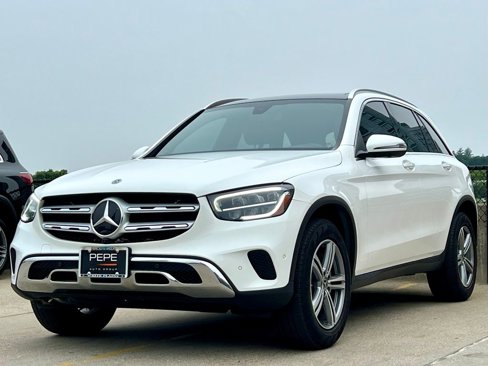 Used 2021 Mercedes-Benz GLC 300 4MATIC image 3