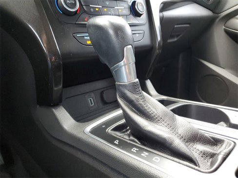 Used 2017 Ford Escape Titanium image 15