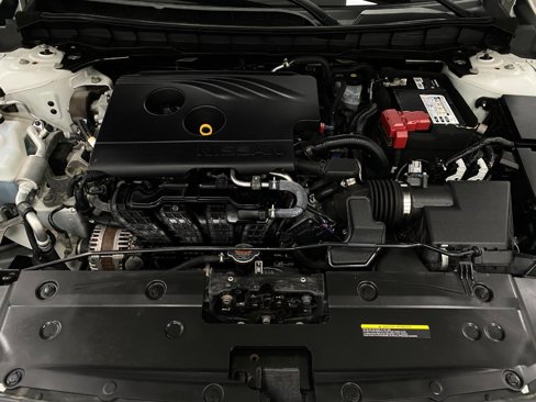 Used 2019 Nissan Altima 2.5 Platinum image 11