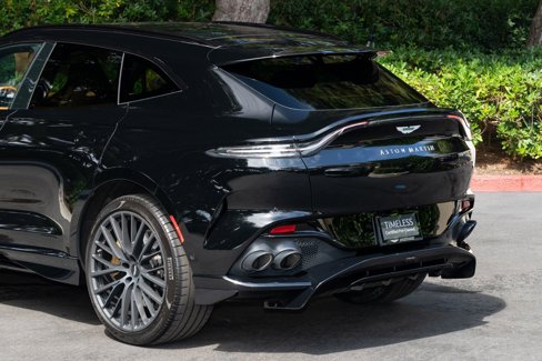 Used 2025 Aston Martin DBX 707 image 10
