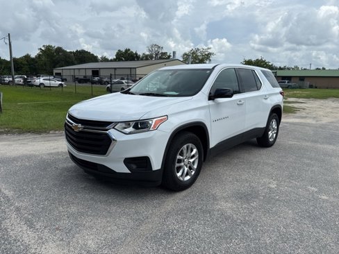 Used 2019 Chevrolet Traverse LS image 1