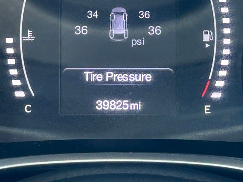 Used 2021 Jeep Compass Latitude image 50