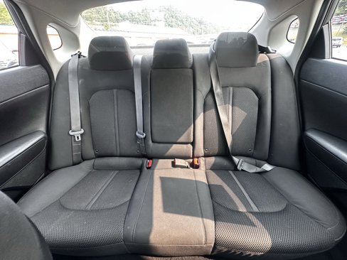 Used 2020 Kia Optima LX image 17
