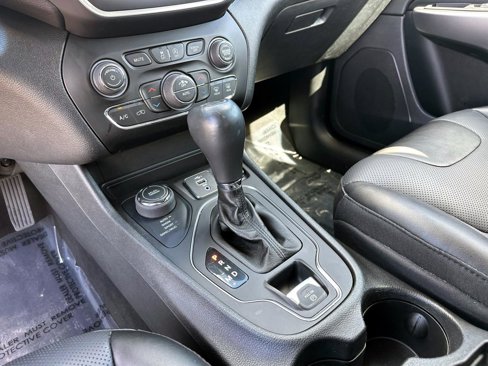Used 2022 Jeep Cherokee Latitude Lux image 26