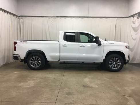Used 2019 Chevrolet Silverado 1500 LT w/ All-Star Edition image 2