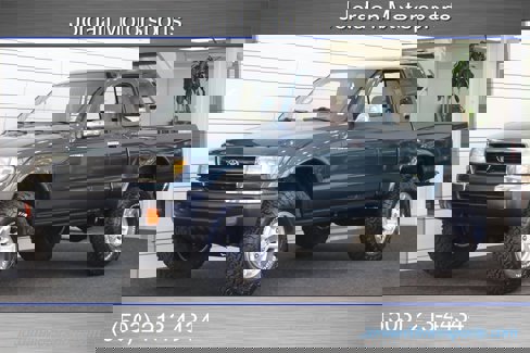 Used 1998 Toyota Tacoma Limited image 3