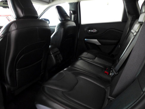 Used 2018 Jeep Cherokee Trailhawk w/ Quick Order Package 27L image 52