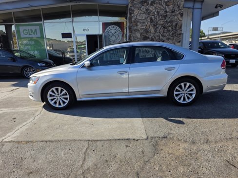 Used 2013 Volkswagen Passat 2.5 SEL Premium image 8