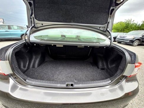Used 2011 Toyota Corolla LE image 17