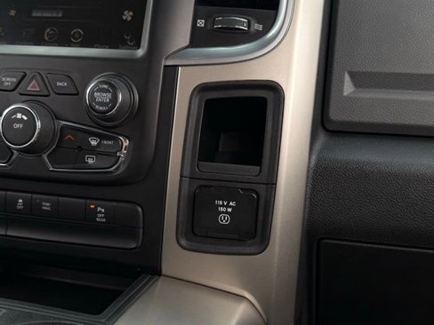 Used 2015 RAM 1500 Big Horn image 31