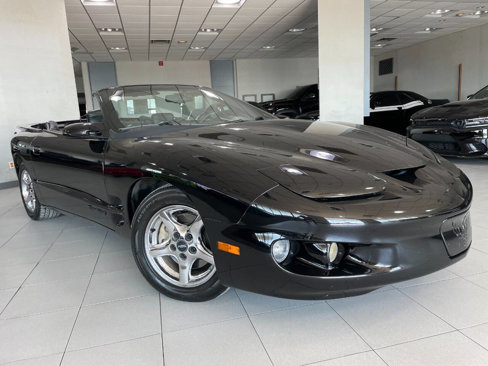 Used 2000 Pontiac Firebird Convertible image 1