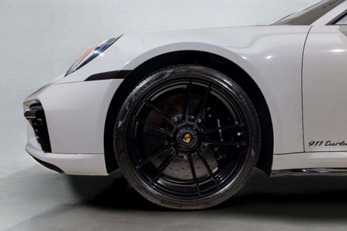 Used 2022 Porsche 911 Turbo S image 17