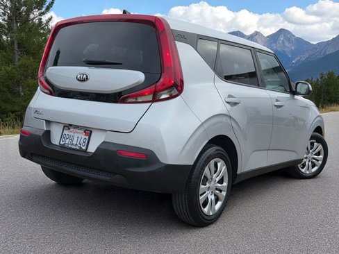 Used 2020 Kia Soul LX image 7