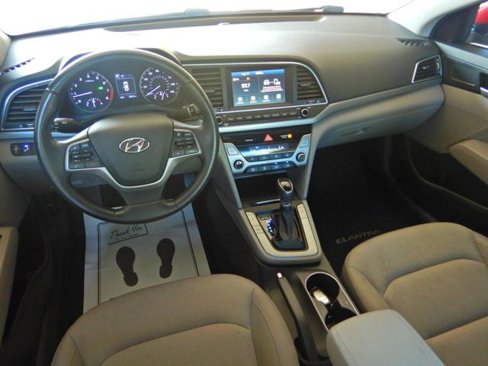 Used 2017 Hyundai Elantra SE w/ SE A/T Tech Package 03 image 2