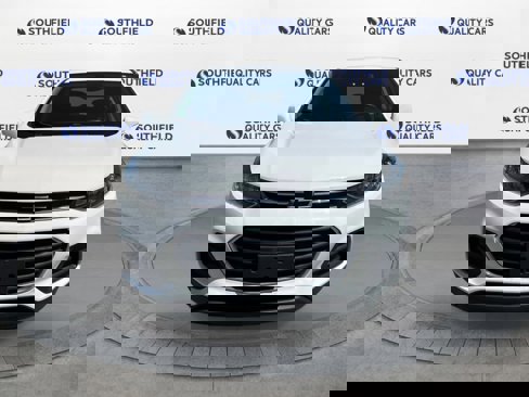 Used 2020 Chevrolet Trax LS w/ Tint and Cruise Package image 9