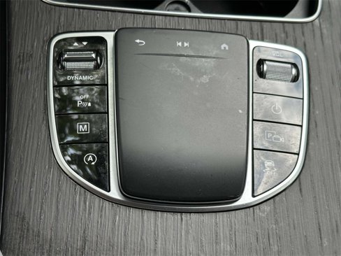 Used 2022 Mercedes-Benz GLC 300 4MATIC image 6