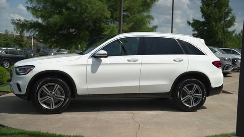 Certified 2022 Mercedes-Benz GLC 300 4MATIC w/ Premium Package Lite image 4