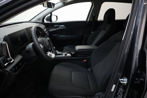 Used 2025 Kia Sportage LX image 56