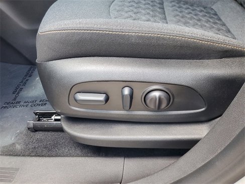 Used 2024 Chevrolet Equinox LT image 16
