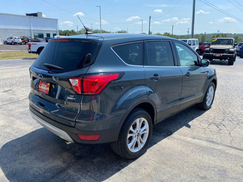 Used 2019 Ford Escape SE image 7